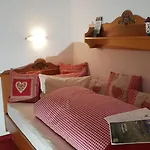 Haus Guentli 3* ميتلبرغ