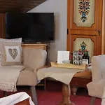 Haus Guentli بيت ضيافة