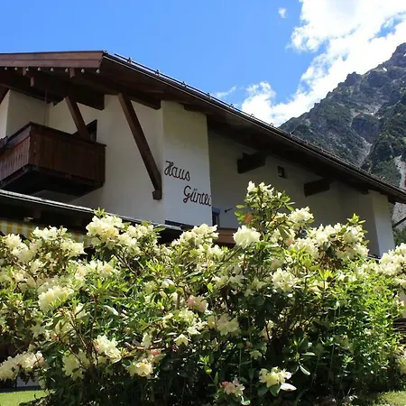 Haus Guentli بيت ضيافة