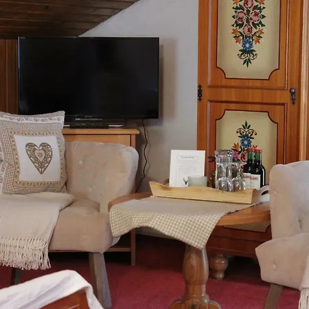 Haus Guentli Casa de hóspedes